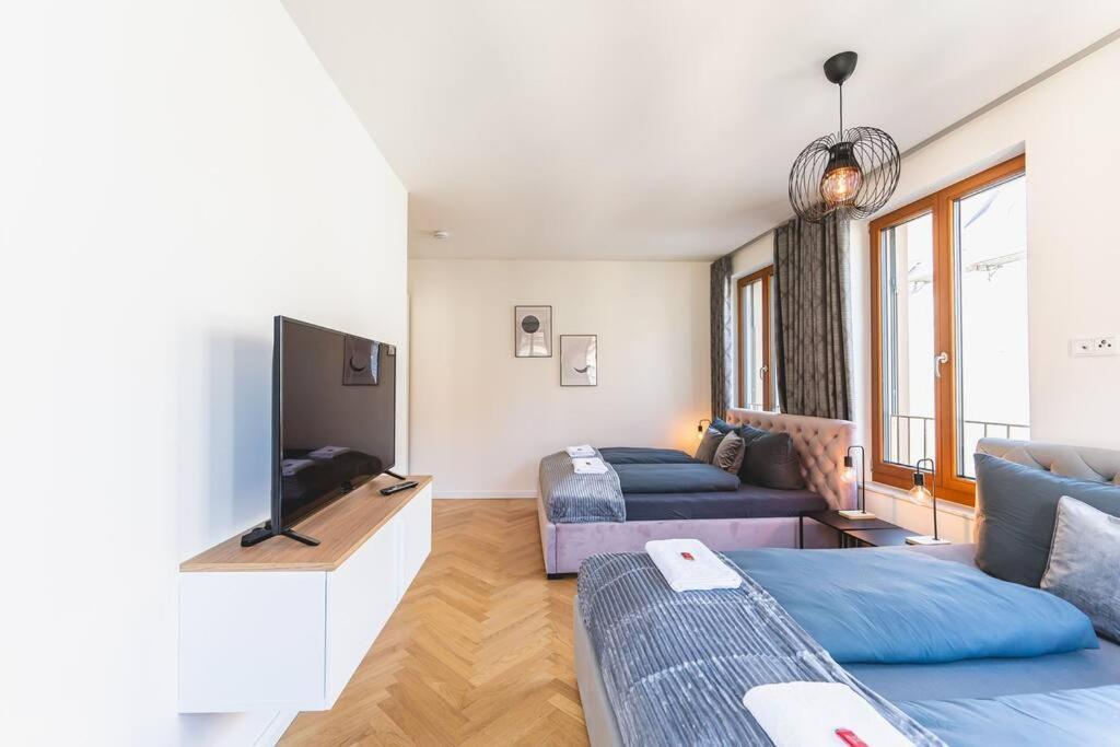 Tip! 120 Qm Direkt Am Neumarkt Apartment
